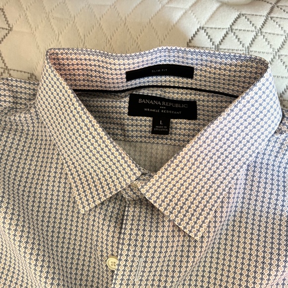 Dress Shirts (Banana Republic) - Picture 6 of 12